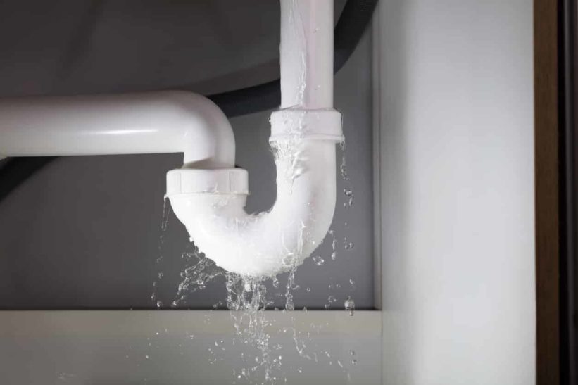 You are currently viewing 11 of the Most Common Causes of a Leaky Pipe